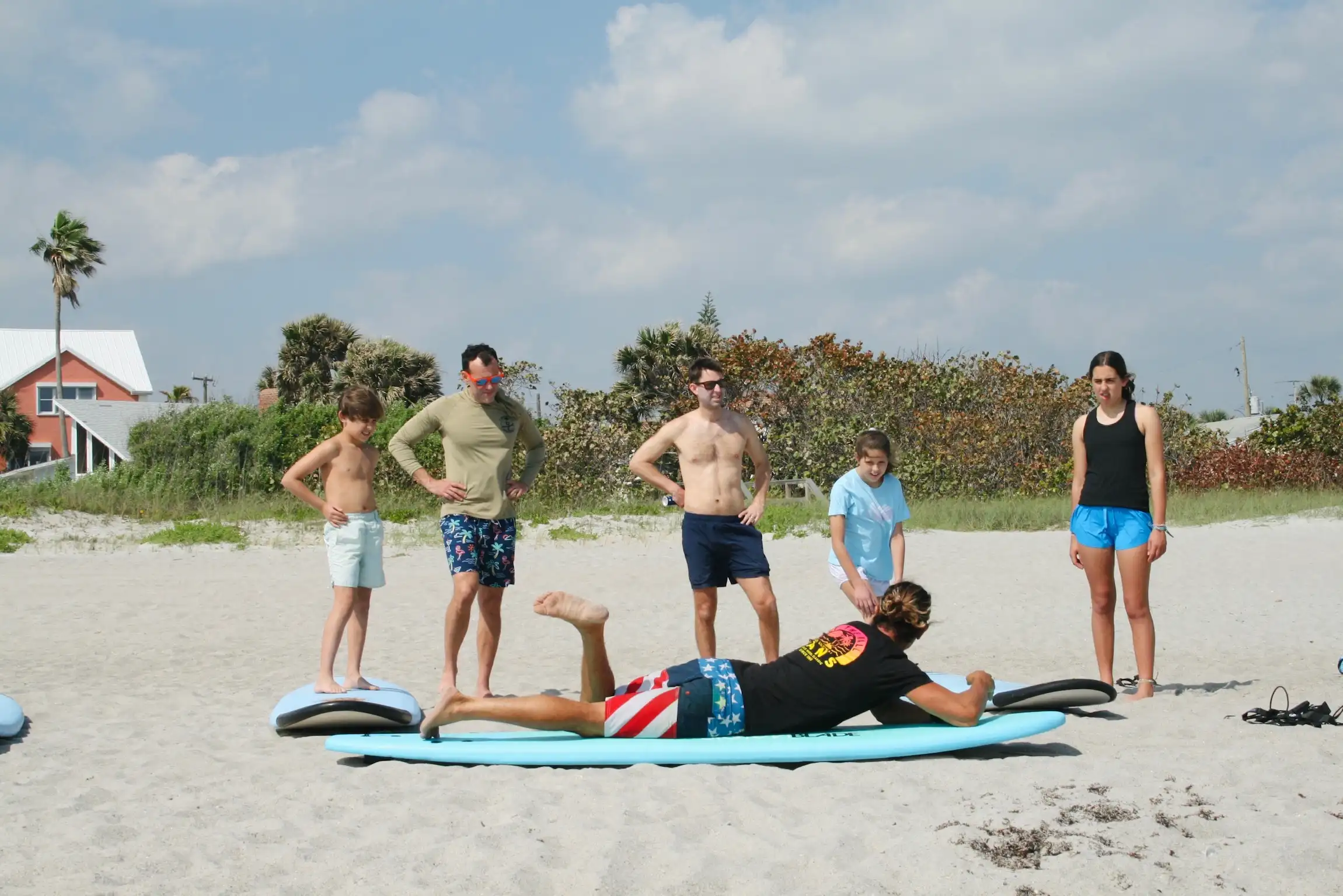 Surf lessons in Cape Canaveral with small groups and local instructors